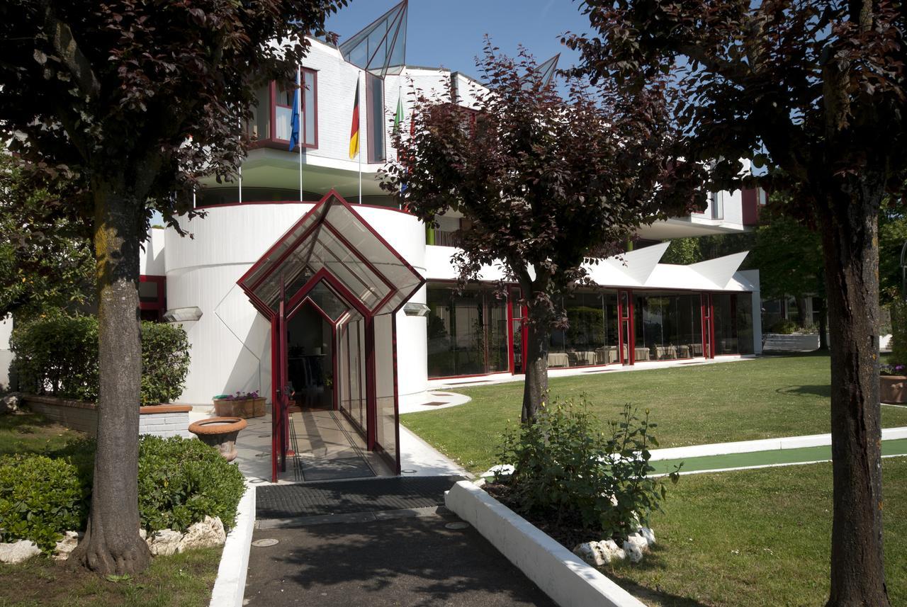 Albergo Ristorante Da Domenico Monte San Savino Exterior photo